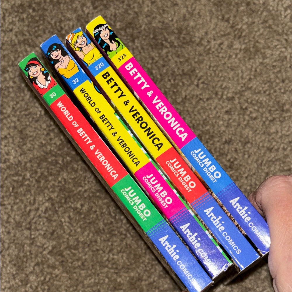 Archie Comics Jumbo Digest Set - Picture 4 of 8